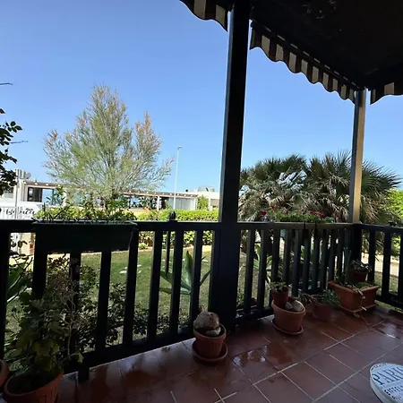 Fronte Lido Apartment *